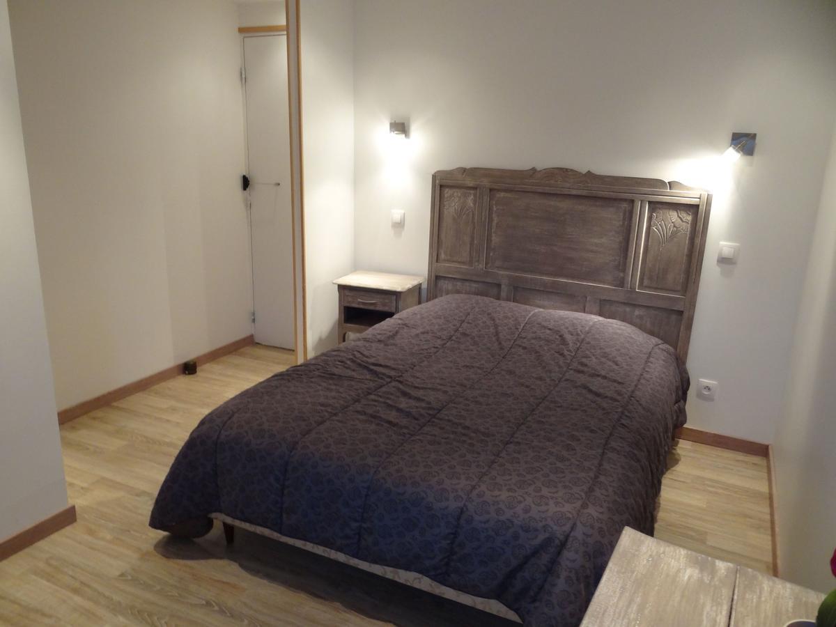 Hotel A la belle dame Nogent-sur-Seine Esterno foto